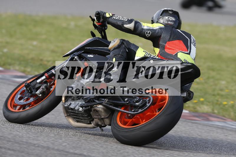 Archiv-2025/08 20.04.2025 Speer Racing ADR/Gruppe gelb/2